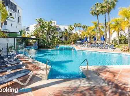 Jardines De Golondrinas Aparthotel