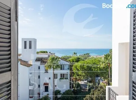 Jardines De Golondrinas 4*